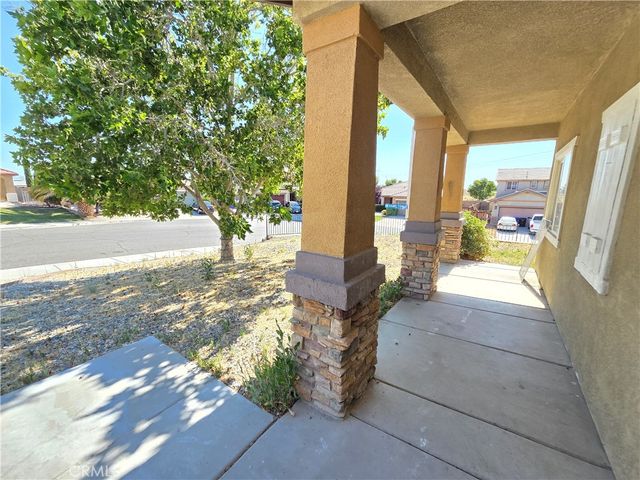 15338 Baxter Street, Victorville, CA 92394
