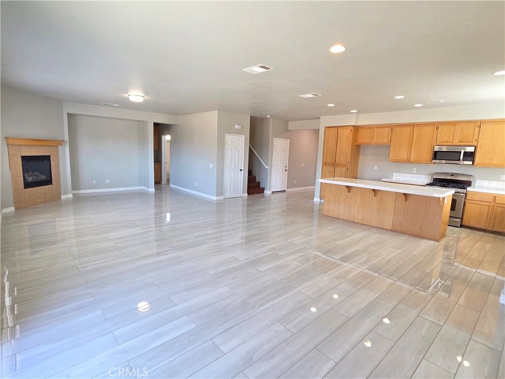 Image 12 of property listing at 15338 Baxter Street, Victorville, CA 92394