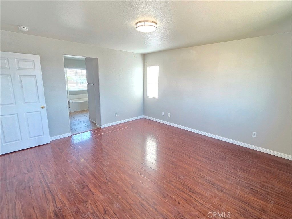 Image 27 of property listing at 15338 Baxter Street, Victorville, CA 92394