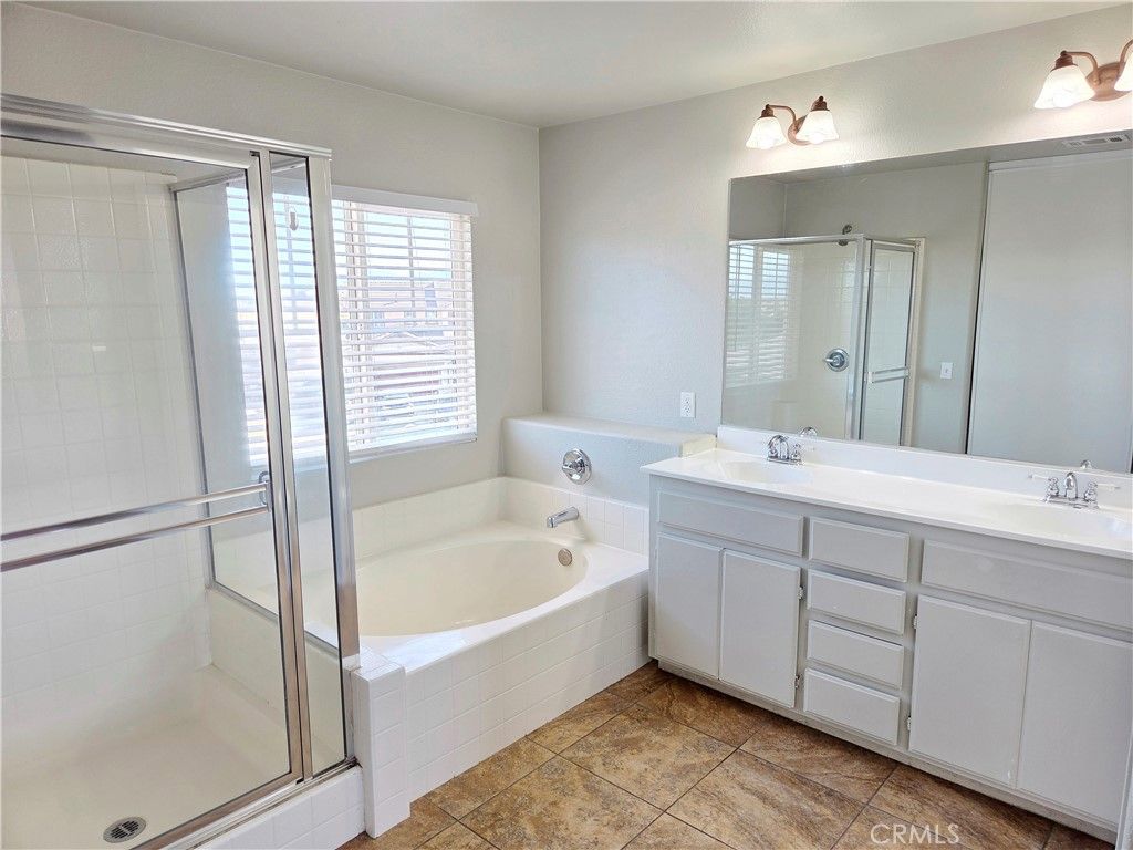 Image 29 of property listing at 15338 Baxter Street, Victorville, CA 92394