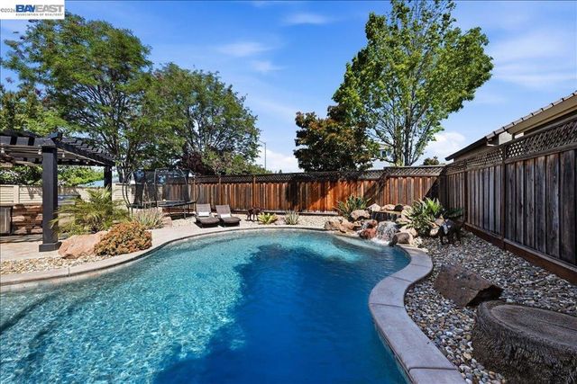 1499 Aspen Ct, Livermore, CA 94551