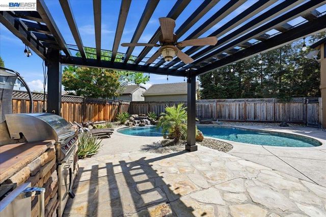 1499 Aspen Ct, Livermore, CA 94551