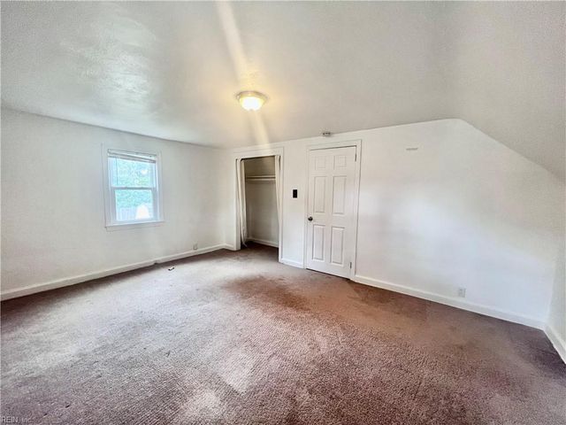 8121 Old Ocean View RD, Norfolk, VA 23518