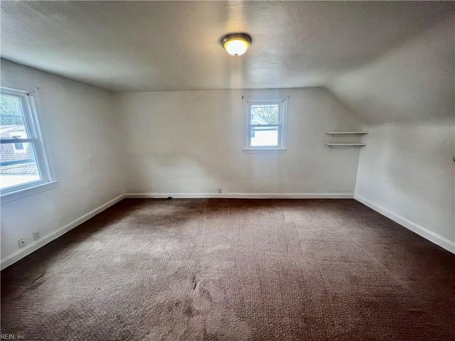 8121 Old Ocean View RD, Norfolk, VA 23518
