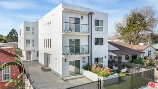 2057 S Garth Avenue, Los Angeles, CA 90034