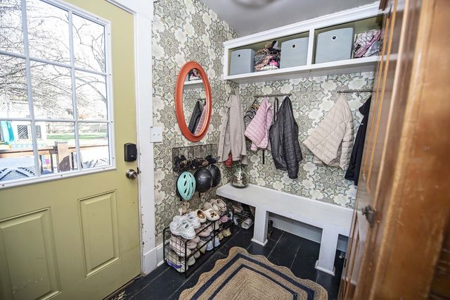 756 S Weller Avenue, Springfield, MO 65802