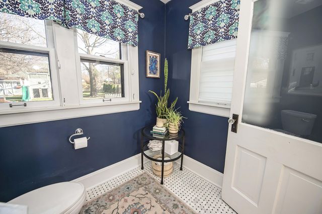 756 S Weller Avenue, Springfield, MO 65802