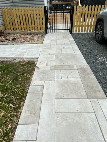 756 S Weller Avenue, Springfield, MO 65802