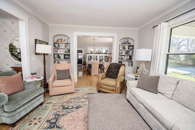 756 S Weller Avenue, Springfield, MO 65802