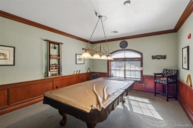 17 Constantine Way, Mount Sinai, NY 11766