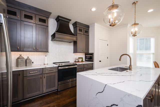 19113 Waterview Meadow Lane, Roland, AR 72135