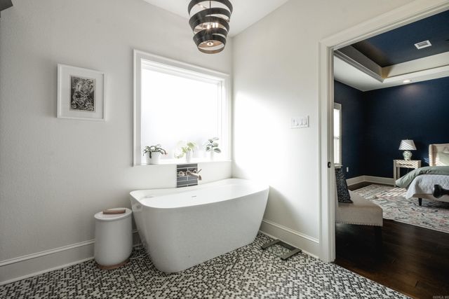 19113 Waterview Meadow Lane, Roland, AR 72135