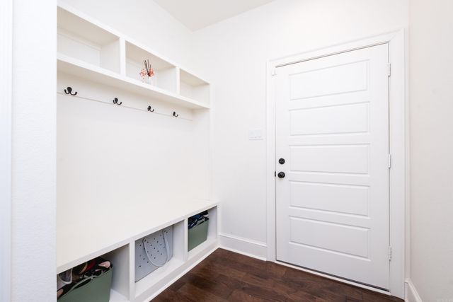 19113 Waterview Meadow Lane, Roland, AR 72135