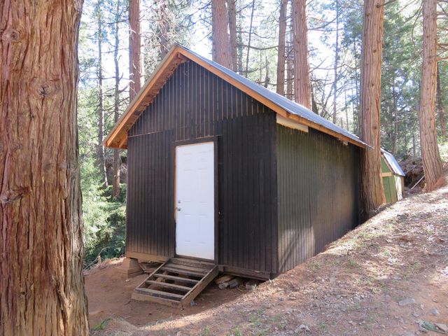 1360 Argonaut Ln, West Point, CA 95255