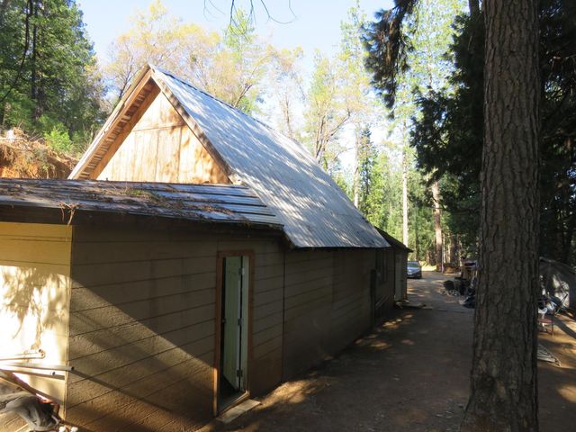 1360 Argonaut Ln, West Point, CA 95255