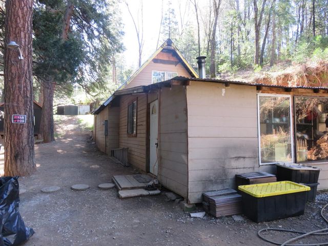 1360 Argonaut Ln, West Point, CA 95255