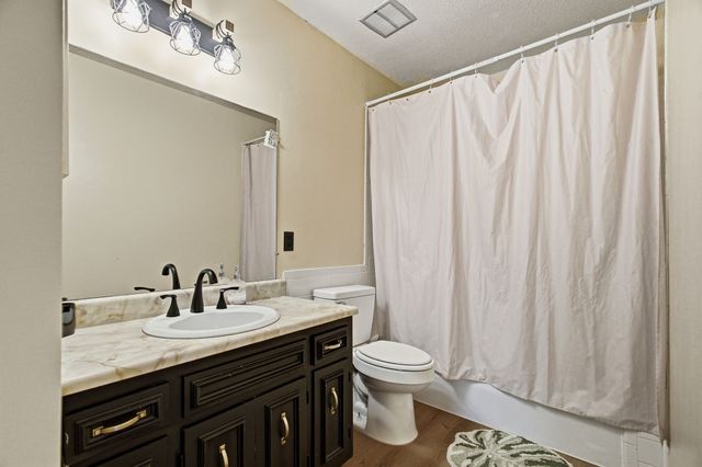 1020 Heritage Dr, Madison, TN 37115