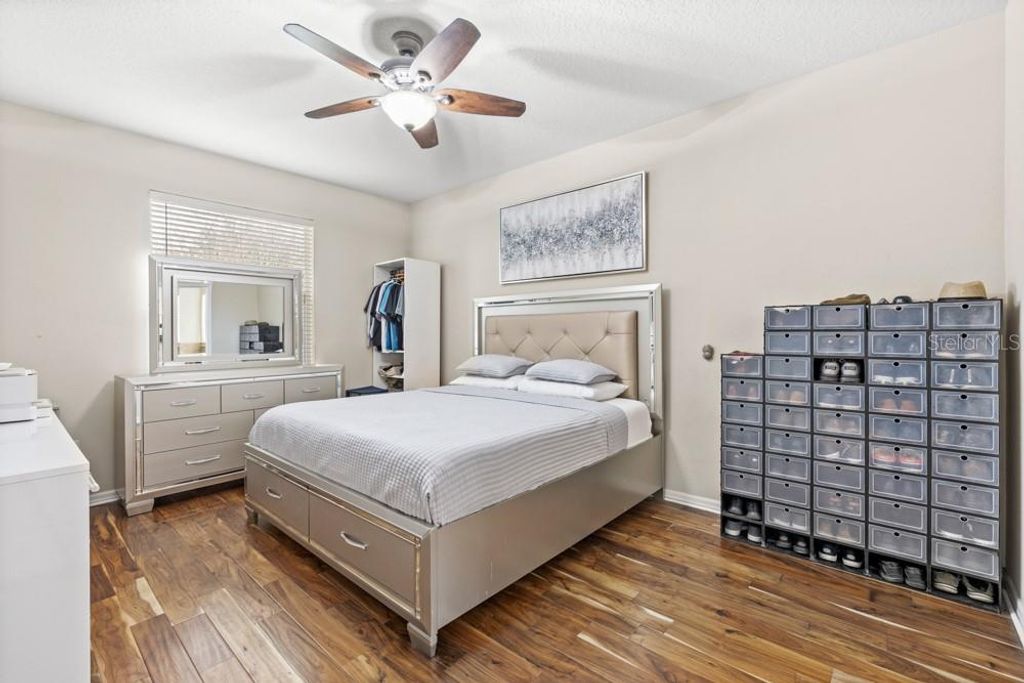 Image 12 of property listing at 1502 FERN BAY COURT, Orlando, FL 32824