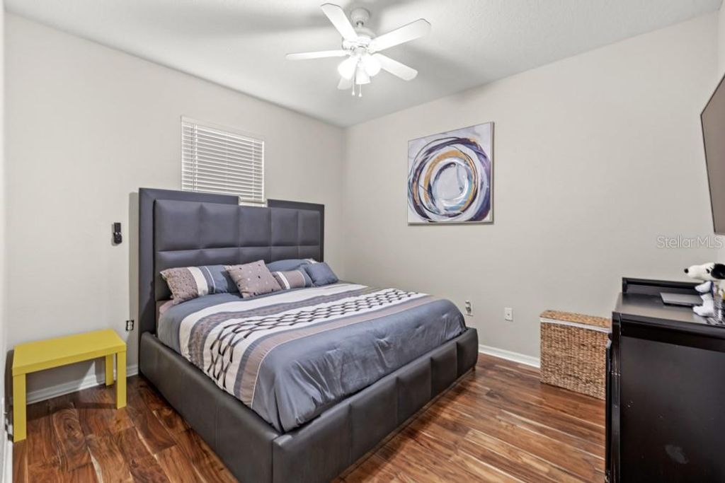 Image 15 of property listing at 1502 FERN BAY COURT, Orlando, FL 32824