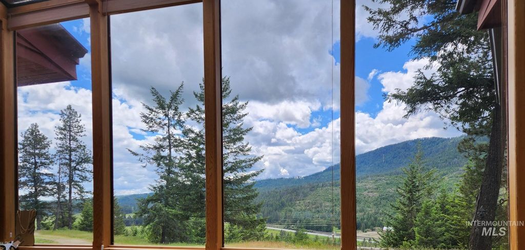 325 Wambli Wahohpi, Cocolalla, ID 83809 photo 19