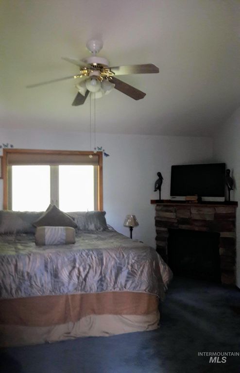 325 Wambli Wahohpi, Cocolalla, ID 83809 photo 9