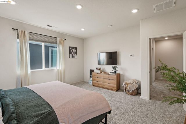 916 Diego Dr, Oakley, CA 94561