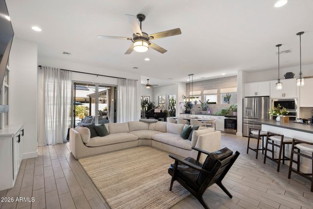 21242 W HILLCREST Boulevard, Buckeye, AZ 85396