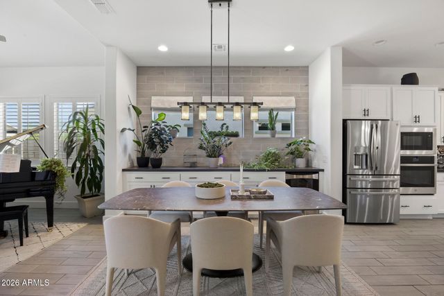 21242 W HILLCREST Boulevard, Buckeye, AZ 85396
