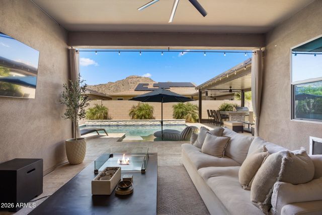 21242 W HILLCREST Boulevard, Buckeye, AZ 85396
