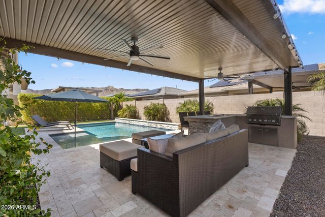 21242 W HILLCREST Boulevard, Buckeye, AZ 85396