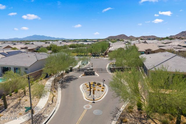 21242 W HILLCREST Boulevard, Buckeye, AZ 85396