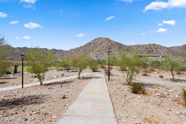 21242 W HILLCREST Boulevard, Buckeye, AZ 85396