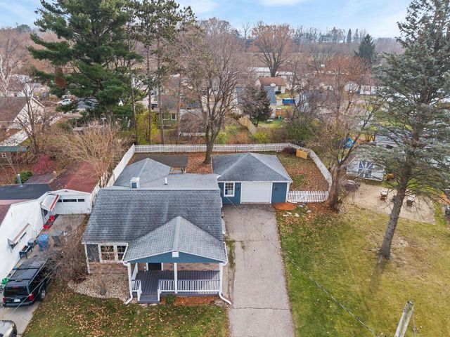 433 Rachael Road, Baraboo, WI 53913