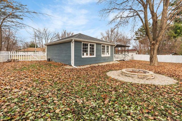 433 Rachael Road, Baraboo, WI 53913