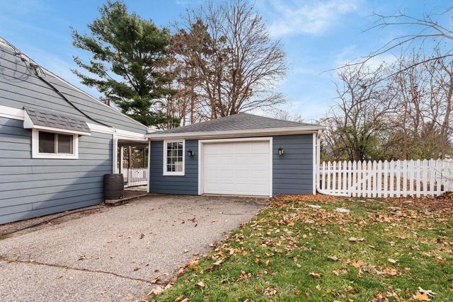 433 Rachael Road, Baraboo, WI 53913