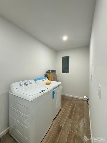 17 Thomas Street 1, South River, NJ 08882