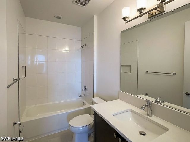 20914 Thistle Leaf LN, Estero, FL 33928