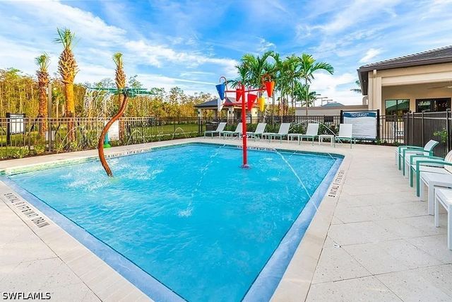 20914 Thistle Leaf LN, Estero, FL 33928