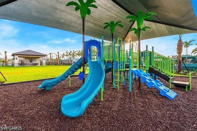 20914 Thistle Leaf LN, Estero, FL 33928
