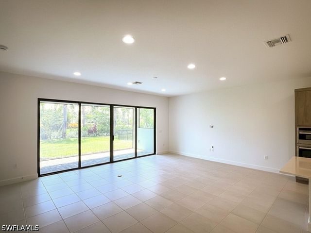 20914 Thistle Leaf LN, Estero, FL 33928