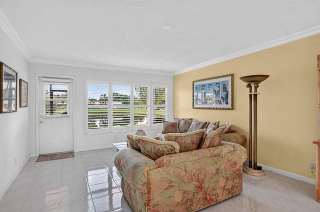 18901 Haywood Terrace Apt 4, Boca Raton, FL 33496