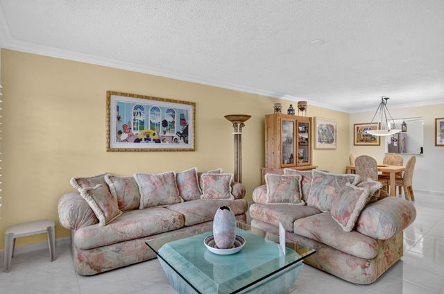 18901 Haywood Terrace Apt 4, Boca Raton, FL 33496