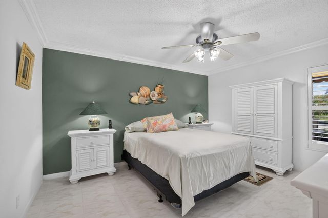 18901 Haywood Terrace Apt 4, Boca Raton, FL 33496