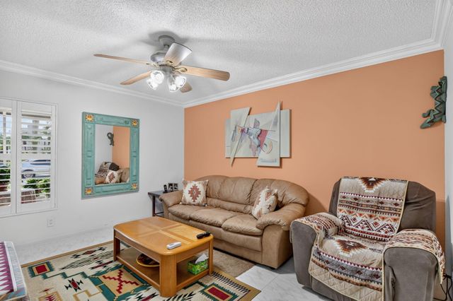 18901 Haywood Terrace Apt 4, Boca Raton, FL 33496