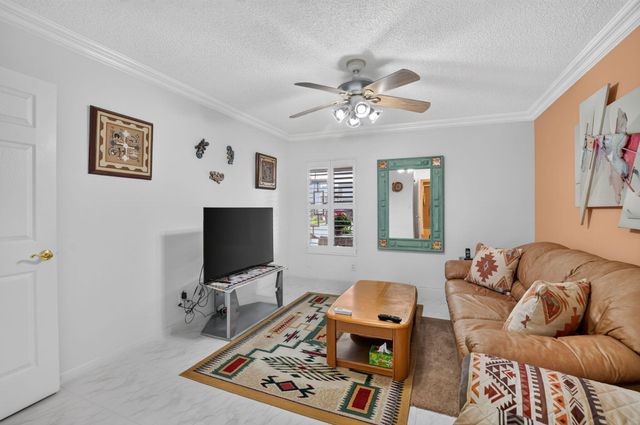 18901 Haywood Terrace Apt 4, Boca Raton, FL 33496