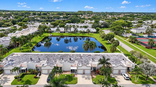 18901 Haywood Terrace Apt 4, Boca Raton, FL 33496