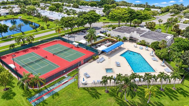 18901 Haywood Terrace Apt 4, Boca Raton, FL 33496