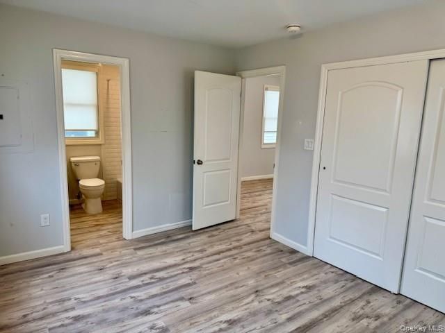 9 Greenwich Avenue, Bayville, NY 11709