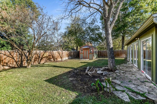 10104 Woodland Village DR, Austin, TX 78750