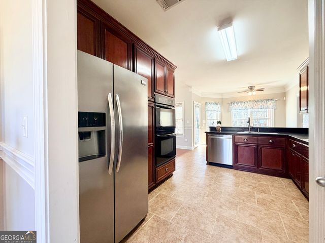 384 Lakemere Lane NW, Milledgeville, GA 31061